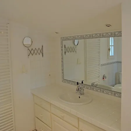 Holiday Maison Lei Roucas Holiday home Esparron-de-Verdon